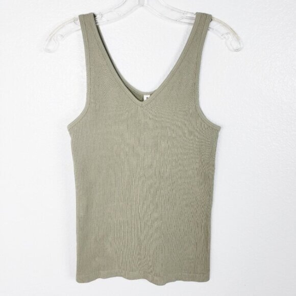 Athleta Recharge Ribbed Tank Top Olive/ Sage Green size M Athleisure Minimalist - Picture 2 of 11